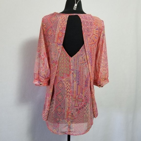 Boho Yahada Tunic Top M Sheer Geometric Print Layered Open Back Blouse - Picture 3 of 4
